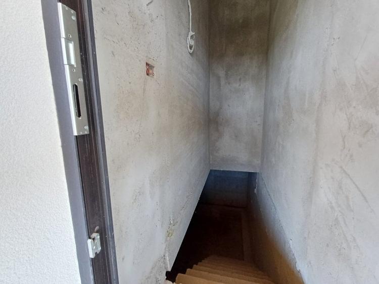 Casă individuală cu 4 camere cu Teren 430 Mp în Valea Adâncă