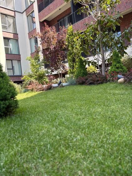 Apartament cu 3 camere nedecomandat în Barbu Văcărescu