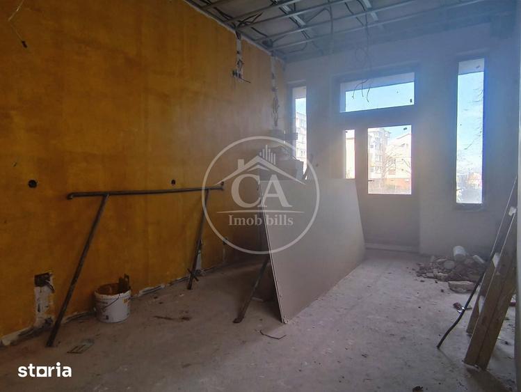Spațiu comercial, de 146.38 mp, în Sânmartin
