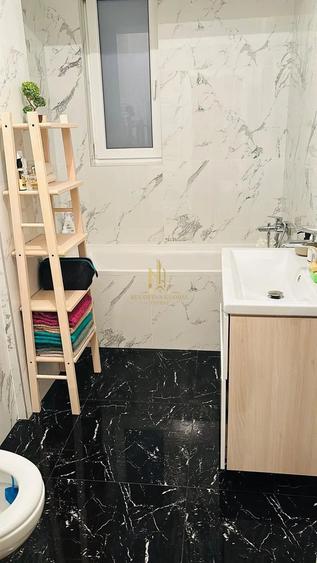 Apartament cu 3 camere decomandat în Burdujeni
