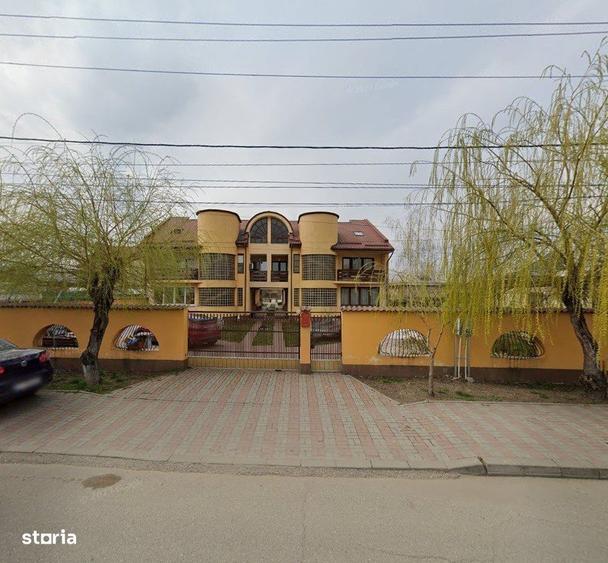 Apartament cu 4 camere în Teiș