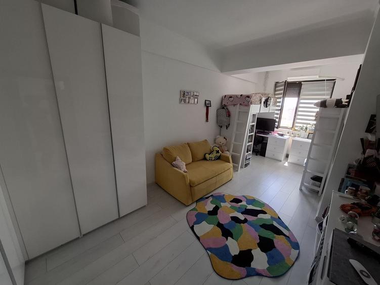 Apartament cu 2 camere decomandat, mobilat în Groapa