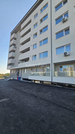 Apartament 2 camere decomandat cu terasa 22 mp.