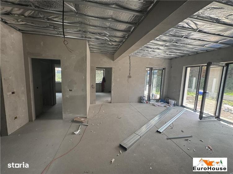 Casă cu 4 camere în Central