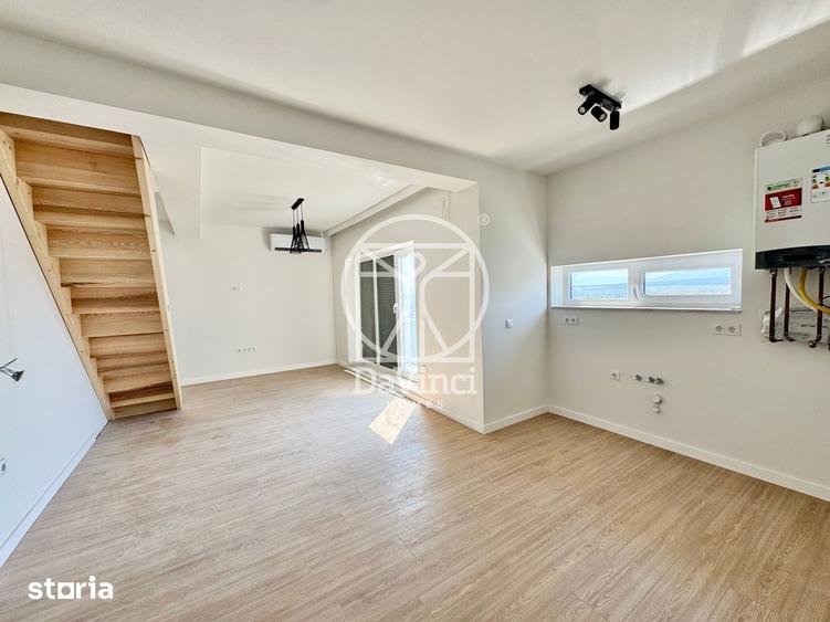Apartament cu 4 camere în Cristian