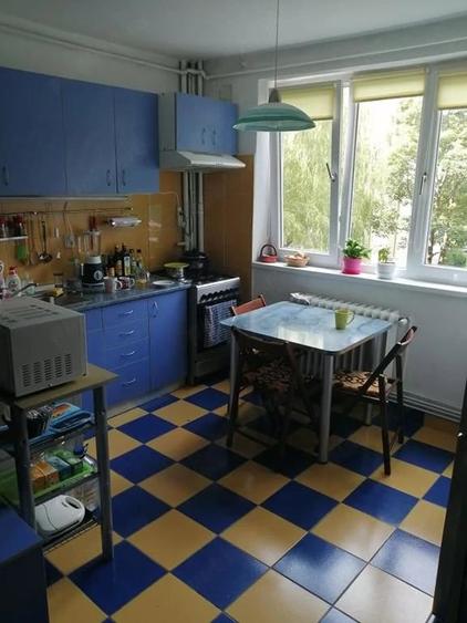 Apartament cu 2 camere semidecomandat în Bună Ziua