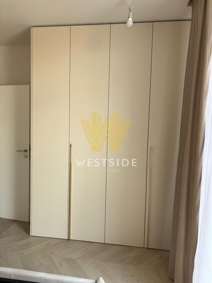 Apartament cu 3 camere decomandat, mobilat în Aradului