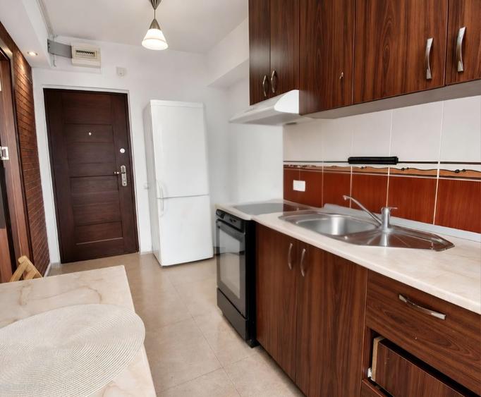 Apartament cu 2 camere decomandat în Exterior Vest