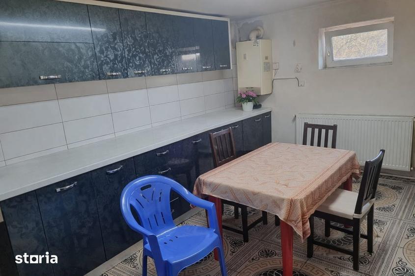 Casă cu 2 camere cu Teren 218 Mp în Central