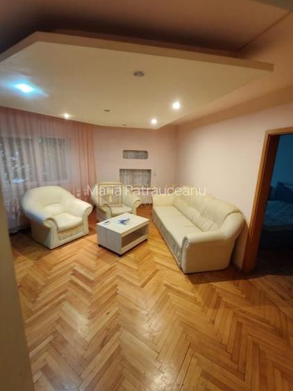 3 camere, zonă liniștită -Soarelui 3 camere, zonă liniștită -Soarelui
