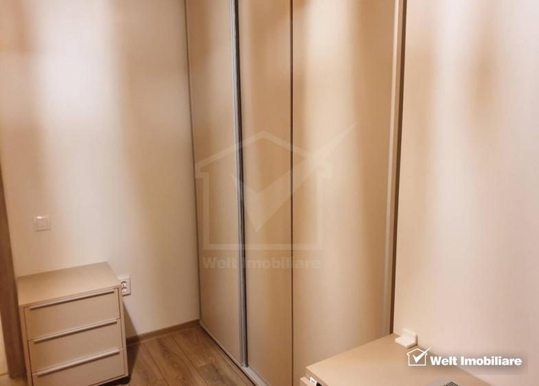 Apartament cu 3 camere semidecomandat, mobilat în Bună Ziua
