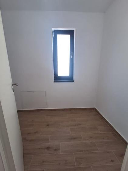 EXCLUSIVITATE! Casa tip duplex,  finisaje premium, curte, 2 locuri de parcare - 11