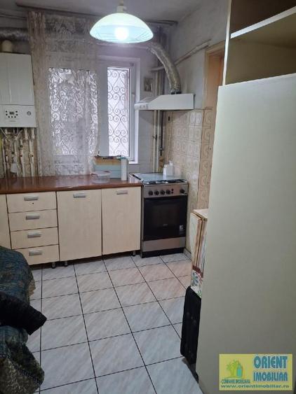 Tomis Nord, Zodiac, 2 camere, decomandat, parter, gaze - 4