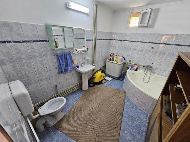 CASA TRADIȚIONALĂ ”MAGNOLIA, P+M 195mp, TEREN 556mp, CHIAJNA-STR. EROULUI - 39