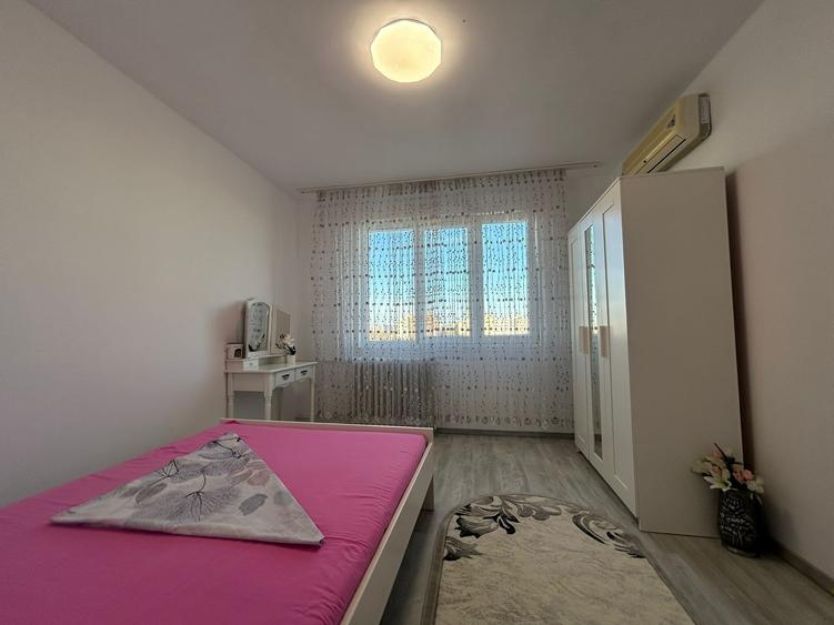 Titan 2 Camere 59 Mp Bloc 1978 Reabilitat Instalatii Schimbate 1 Min Metrou - 2