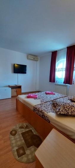 Exclusiv!Pensiune P+1+M pe partea marii  Eforie Nord-269.000 euro (Cod E8+E10) - 47