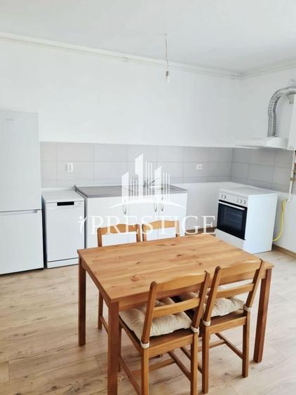 Apartament cu 2 camere decomandat, mobilat în Turnișor