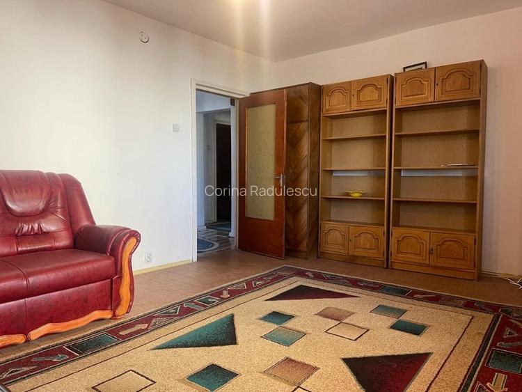 Apartament de 3 camere, situat pe Carpatilor! Apartament de 3 camere, situat pe Carpatilor!