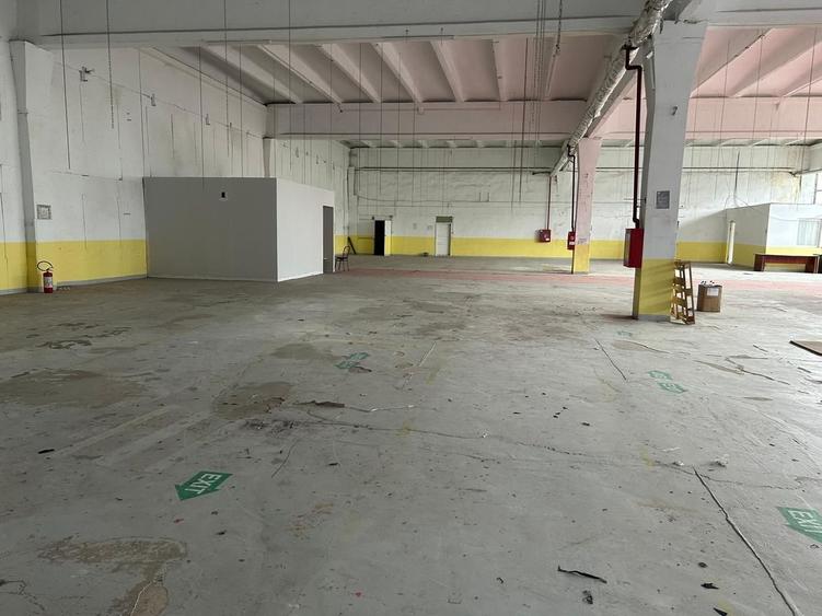 Hala de inchiriat 2045 mp. Comision Zero!! - 3