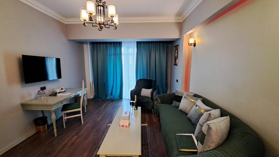 APARTAMENT LUX IN COMPLEX HOTELIER - 1