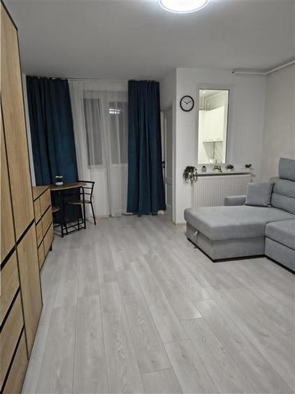 De inchiriat garsoniera renovata, utilata si mobilata in zona Grivitei, Brasov - 6