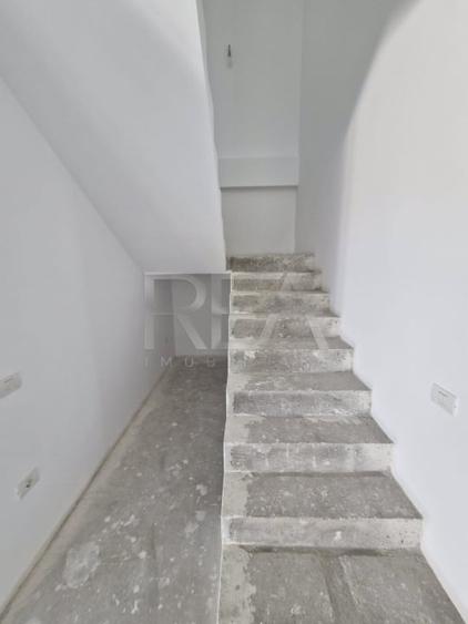 Duplex compus din doua case la 1,3 kilometri de statia de metrou Nicolae Teclu - 8