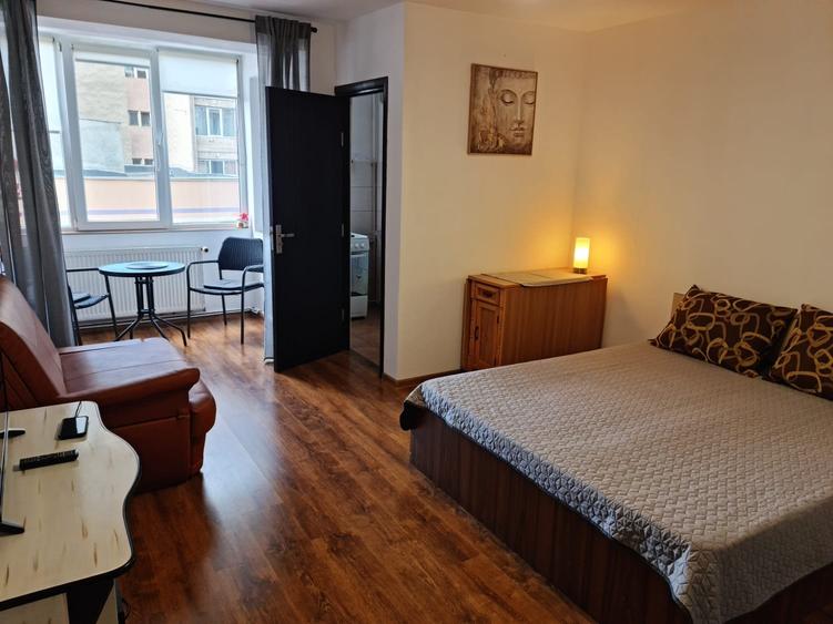 Garsoniera mobilata-utilata modern zona Judetean,320 Euro - 4