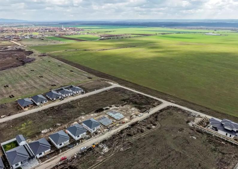 REZERVAT - Teren 637 mp | 2 fronturi stradale | Cartier V... - 5