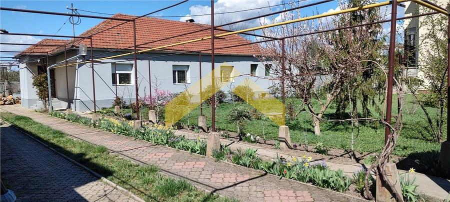 Casa de vanzare zona Gradiste - 1