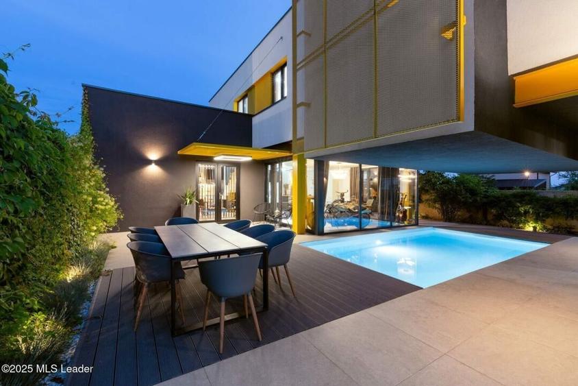 Vila Flight House | Buftea | 344 mp totali - 28