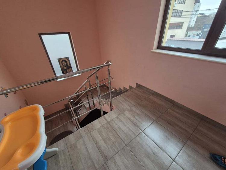 Vila 6 camere ideala birouri, clinica, - 4