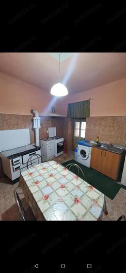 Inchiriez apartament la casa Oravi?a - 4