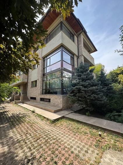 DE INCHIRIAT Apartament 4 camere in zona Baneasa