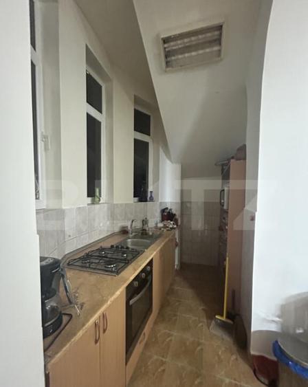 Apartament de vanzare 3 camere | Piata victoriei - 13