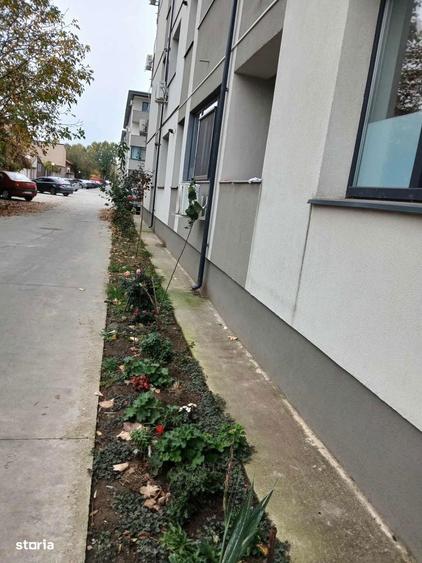 Total decomandat,etj 2/3,lift,vede din casa PadureaRo?u,mobilat,utilat - 3