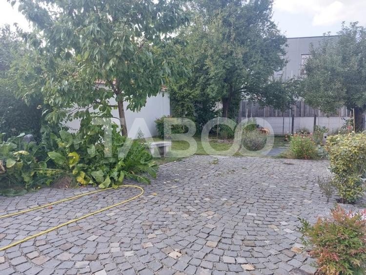 Apartament renovat 105mp 3 camere curte proprie 340mp in acte Cisnadie - 13