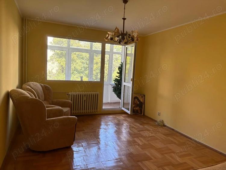 Apartament 3 camere de vanzare - 1