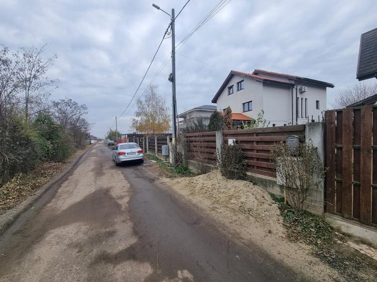 Vand 2500 mp in Branesti, strada Brazi in spatele lizierei, tpate utilitatile, - 5