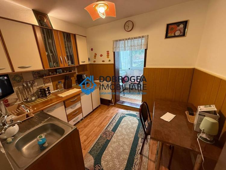 E3- 3 camere, parter, 2 balcoane, centrala termica, ideal locuinta/ spatiu - 3