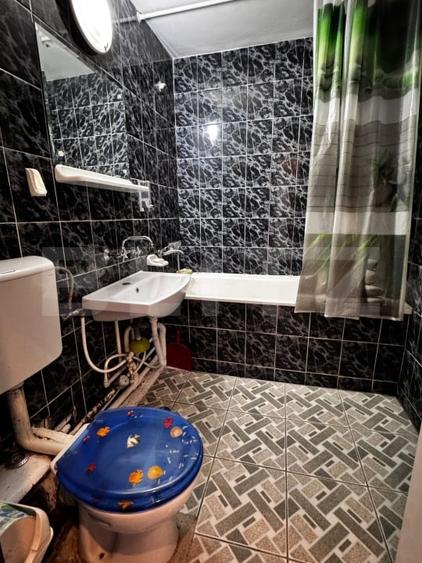 Apartament cu 4 camere decomandat, mobilat în Câmpia Turzii