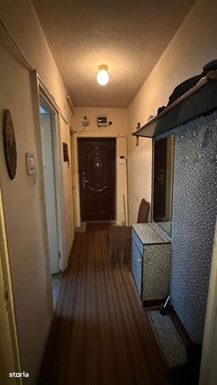 CALEA GIULESTI, Apartament cu 3 camere semidecomandat - 60 mp - parter - 10