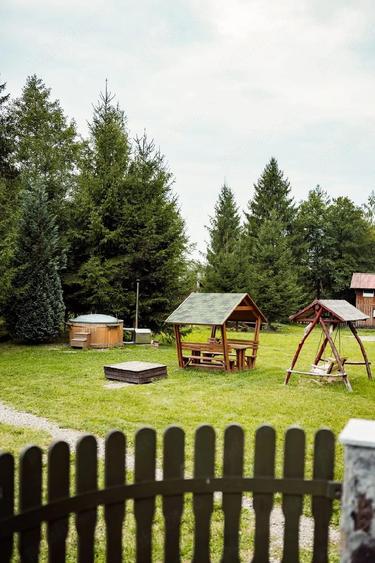 Cas de vacant Harghita Izvoare cu ciub r - 2
