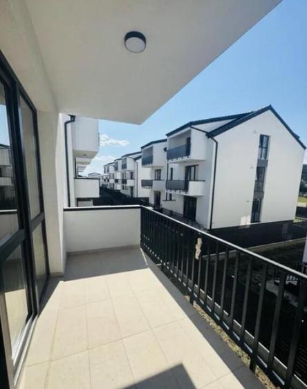 Apartament 2 camere, decomandat - zona Sanpetru - 9