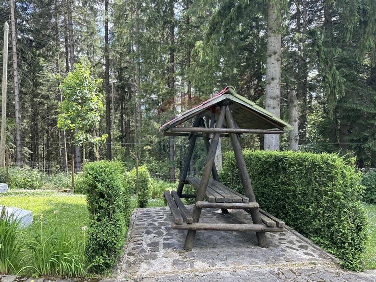 Hotel / Pensiune cu 18 camere de vânzare Durau - 4