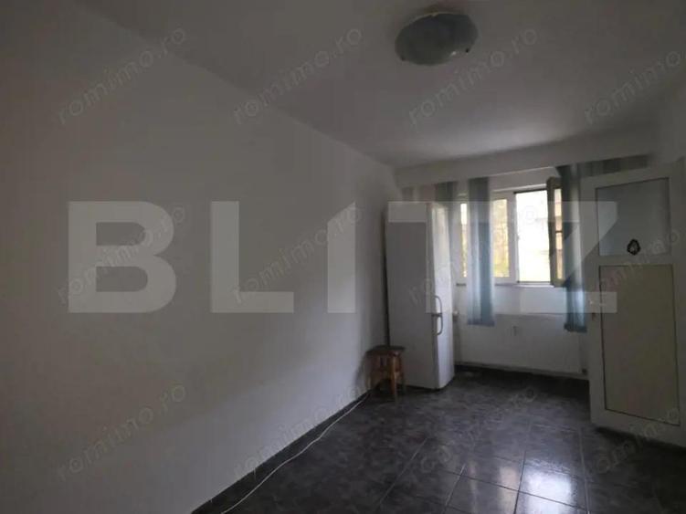 Garsoniera, 22 mp, zona Democratiei - 5