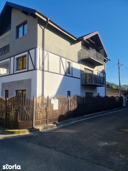 Vila cu vedere Panoramica Sinaia Cartier Platou Izvor - 12