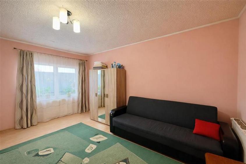 Casa potential:activitati comerciale, birouri, locuire multifamiliala,677 mp ter - 16