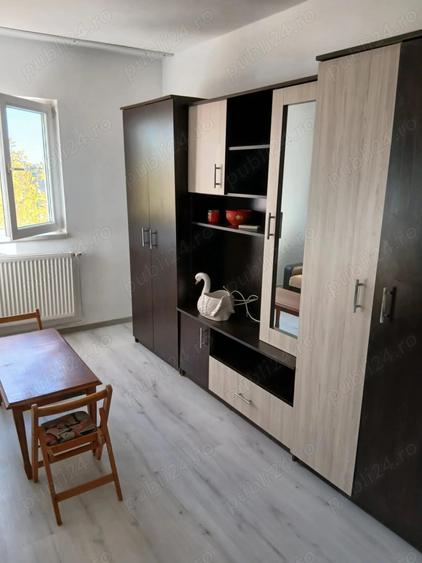 Inchiriez in Complexul Studentesc - 7