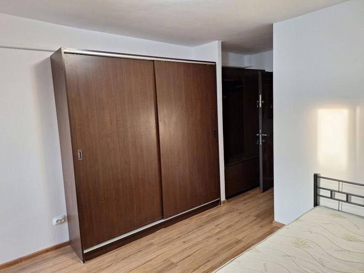 PF Inchiriez garsoniera Nicolina - 8