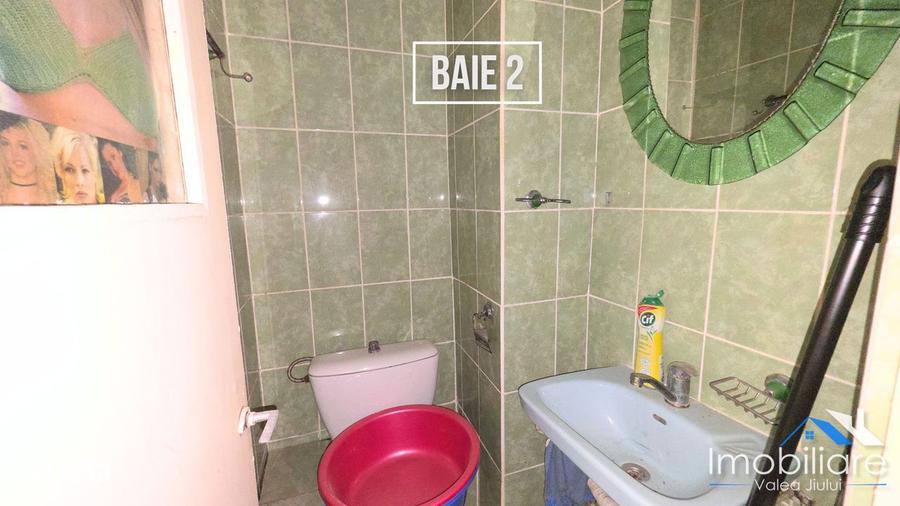 Apartament spa?ios 3 camere Vulcan, Zona Dinca | 75 mp | Etaj 3 - 7